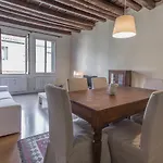 Casa Tadi Centro Apartamento *